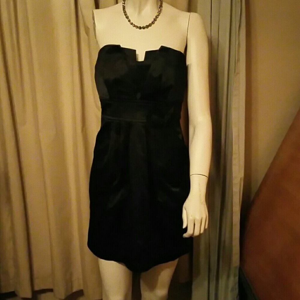 Silky Wishes Navy blue strapless navy dress